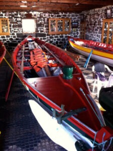 traditionelles-boot-im-museum-faial